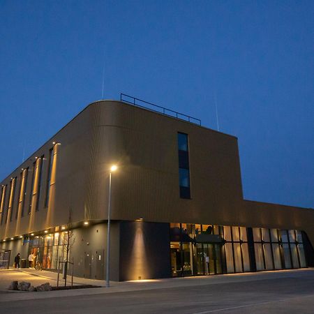 Hey Lou Hotel Нёрдлинген Экстерьер фото