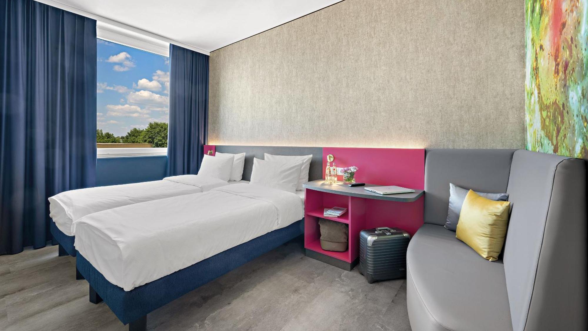 Hey Lou Hotel Нёрдлинген Экстерьер фото